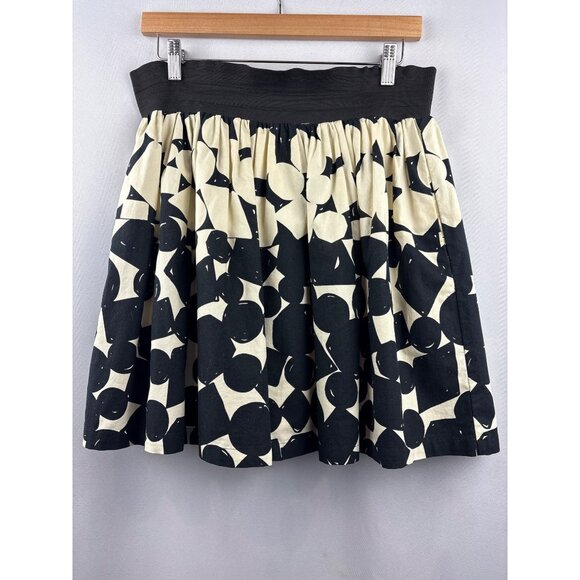 Women’s We Love Vera Size 8 Black & White Patterned Skirt. - Picture 1 of 6